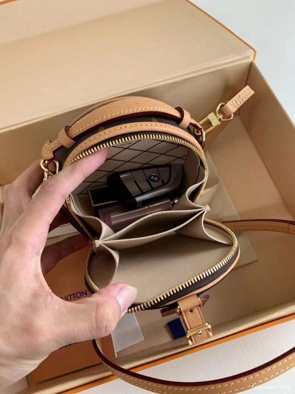 Repladies BOITE VUITTON CHAPEAU LOUIS MINI 0707